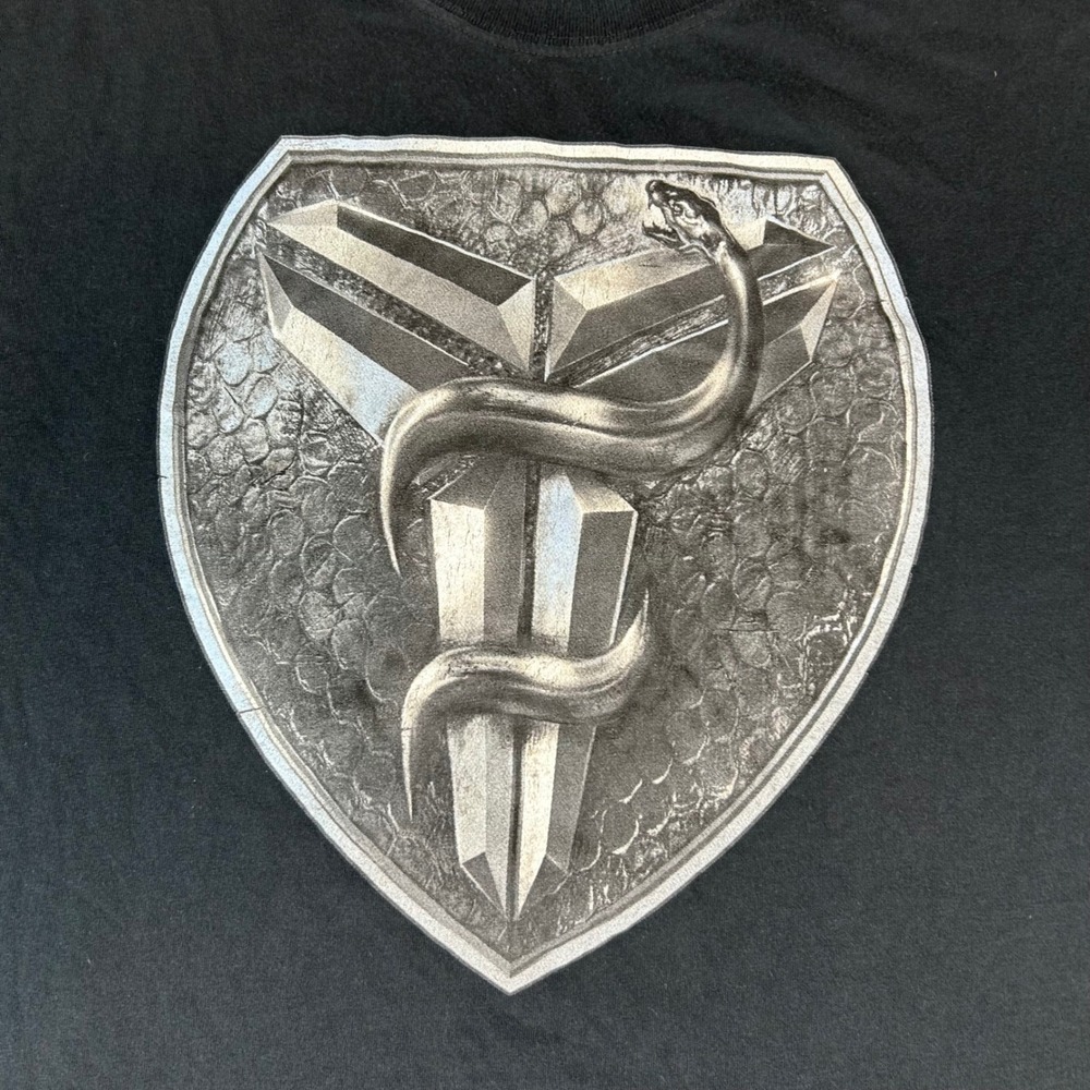 Nike‎ Kobe Bryant T-Shirt Mens L Black Mamba Shield Graphic Dri-FIT 631480-010 - Picture 2 of 10